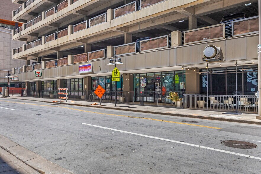 More Photos Of 1200 Main, Dallas Apartments For Sale