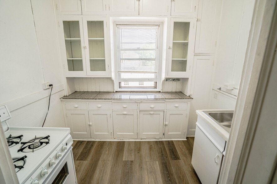 More Photos Of 990 Grand Ave, Saint Paul Apartments For Sale