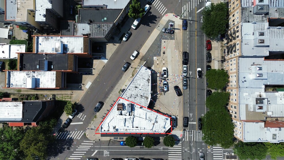 More Photos Of 3102 44th St, Astoria Land For Sale