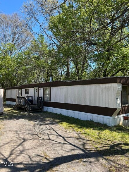 More Photos Of 218 37th St SW, Hickory Manufactured Housing Mobile Home Park For Sale