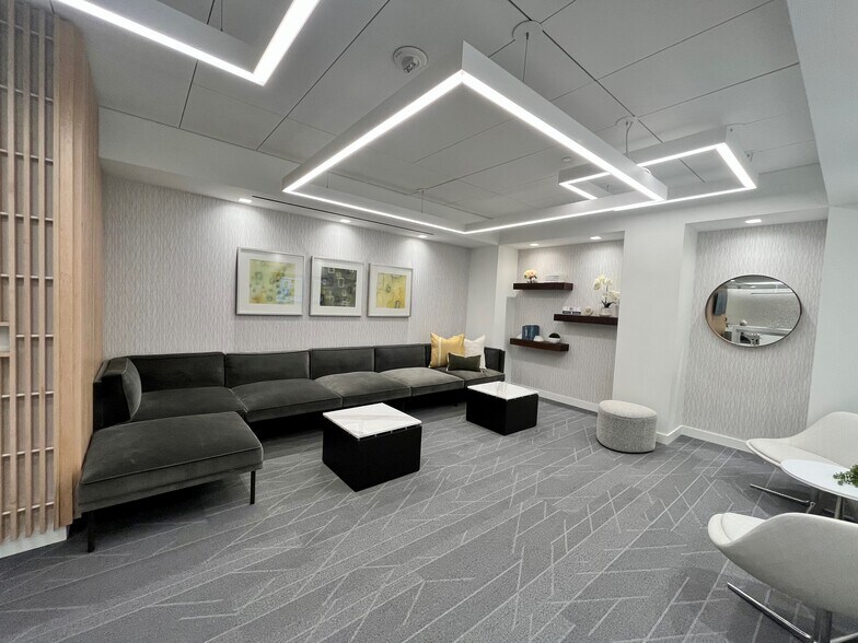 More Photos Of 2033 K St NW, Washington Office For Lease