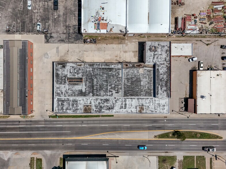 More Photos Of 470 N Seneca St, Wichita Warehouse For Sale