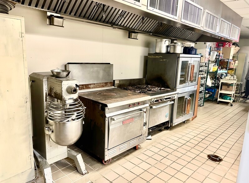 More Photos Of 9915 Apple Ridge Rd, Gaithersburg Religious Facility For Sale