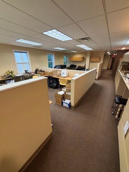 More Photos Of 15 Newark Ave, Belleville Medical For Lease