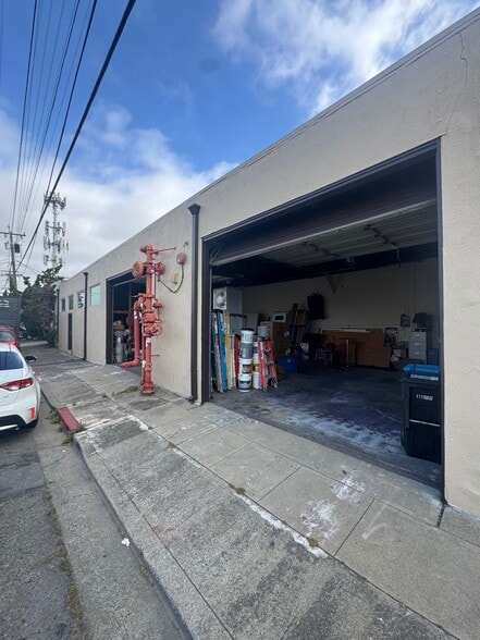 More Photos Of 433 Dumbarton Ave, Redwood City Service For Lease