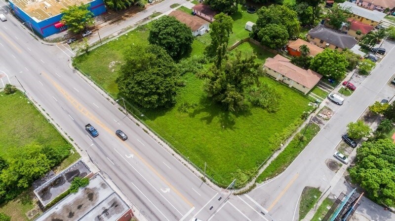 More Photos Of 4900 NW 17th Ave, Miami Land For Lease