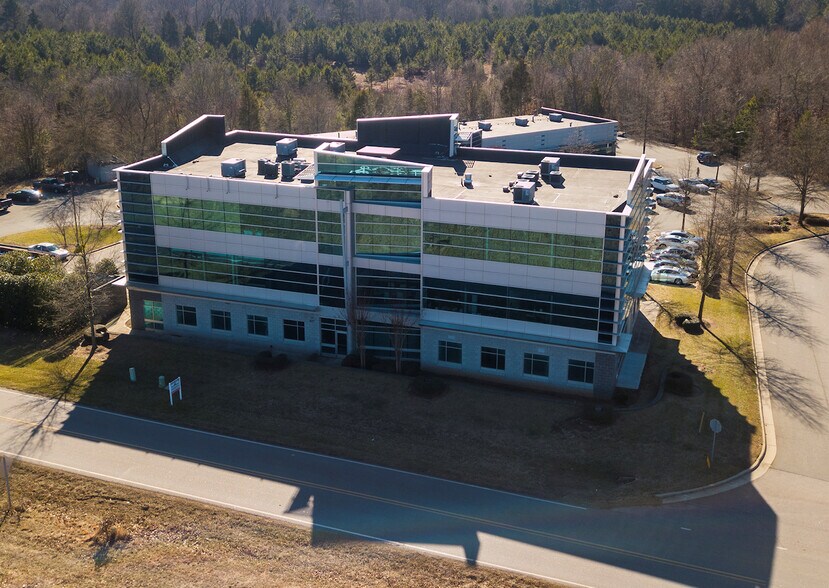 More Photos Of 517 Alcove Rd, Mooresville Office For Lease