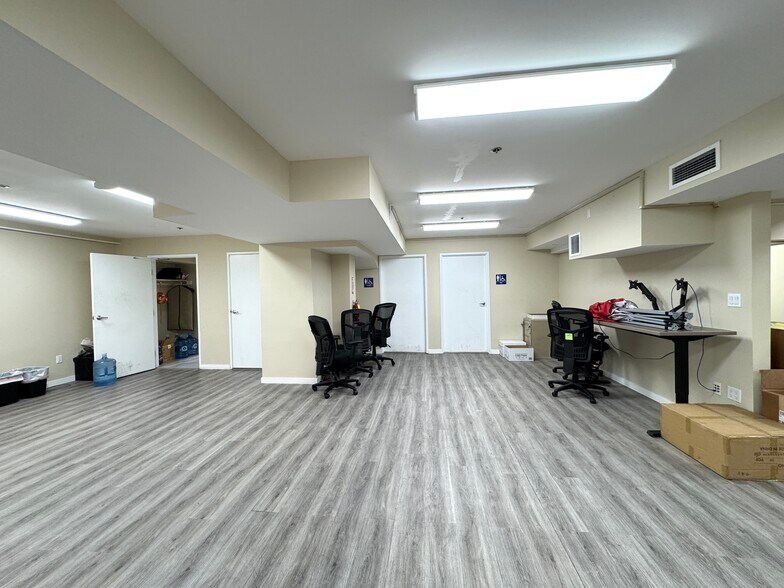 More Photos Of 815-821 Webster St, Oakland Storefront Retail Office For Lease