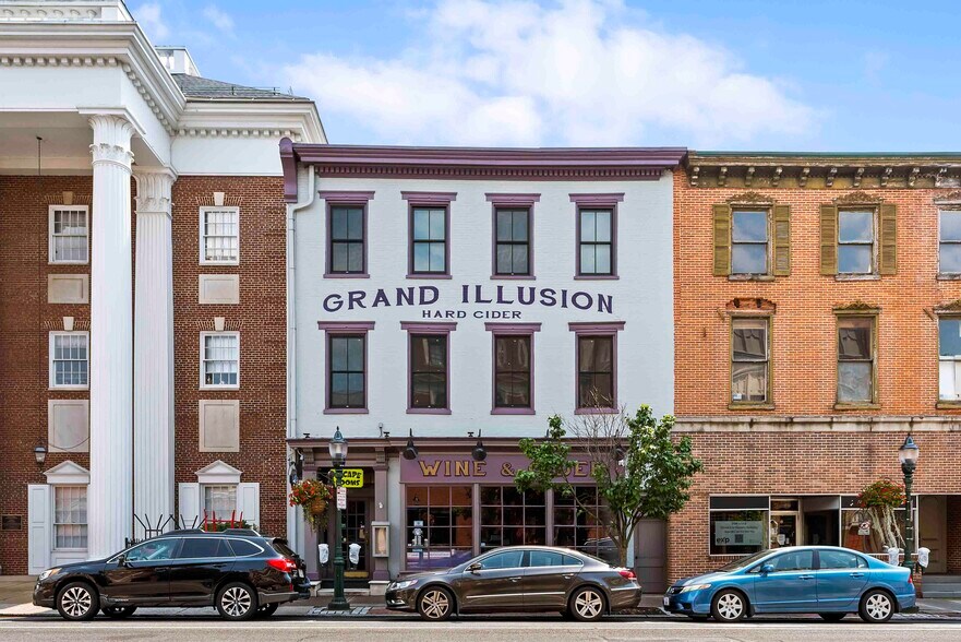 Primary Photo Of 26 W High St, Carlisle Office For Sale