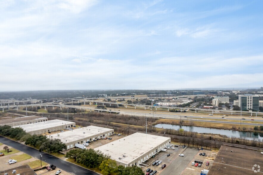 More Photos Of 9516 Neils Thompson Dr, Austin Warehouse For Lease