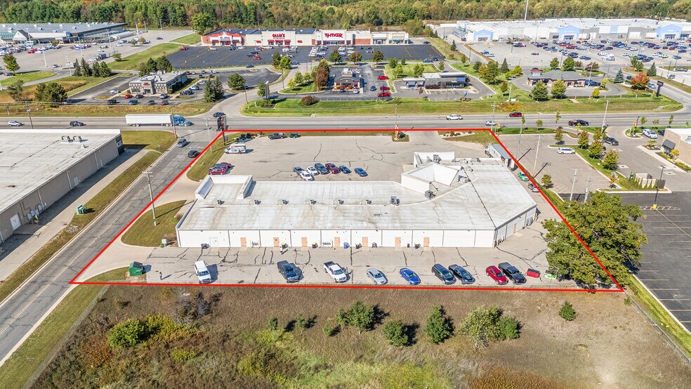 More Photos Of 8826 34 Rd, Cadillac Storefront For Sale