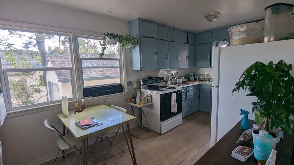More Photos Of 431 W Grant Ave, Pueblo Apartments For Sale