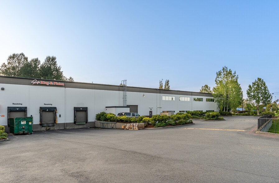 Primary Photo Of 10411 Airport Rd, Everett Warehouse For Lease