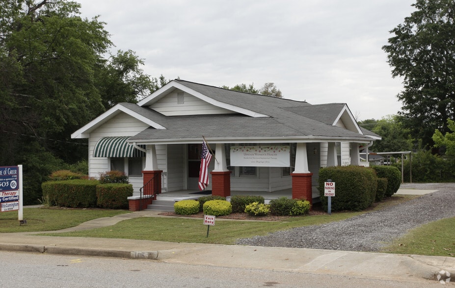 More Photos Of 106 Memorial Dr, Greer Medical For Lease