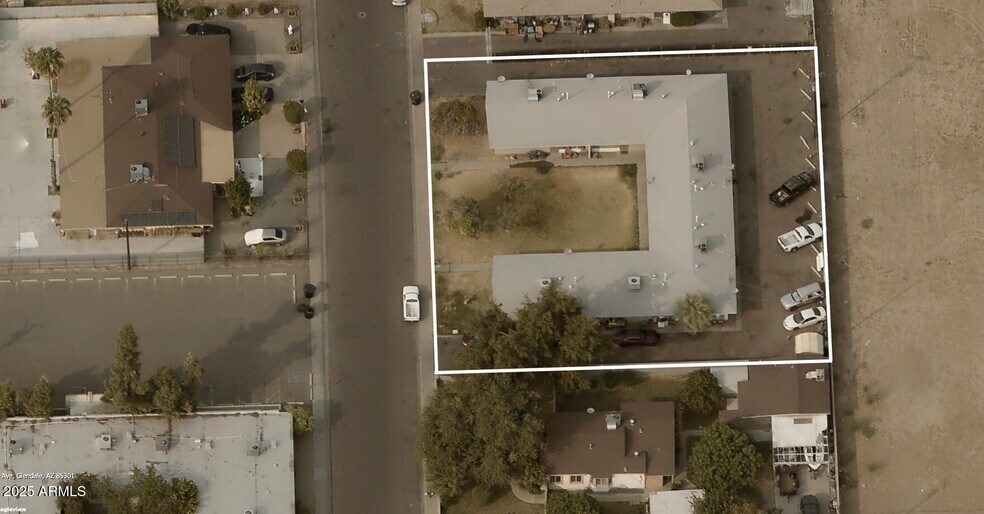 More Photos Of 7113-7117 N 54th Ave, Glendale Apartments For Sale