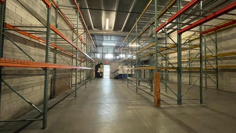 More Photos Of 10800 NW 21st St, Miami Warehouse For Sale