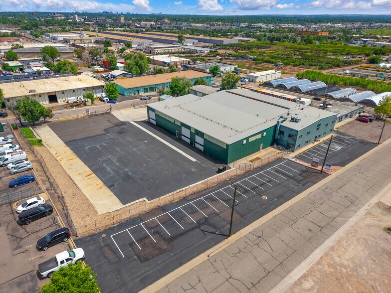 More Photos Of 3070 S Wyandot St, Englewood Warehouse For Lease