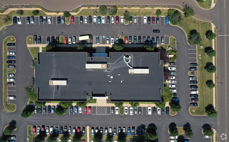 More Photos Of 2600 Kelly Rd, Warrington Office For Lease