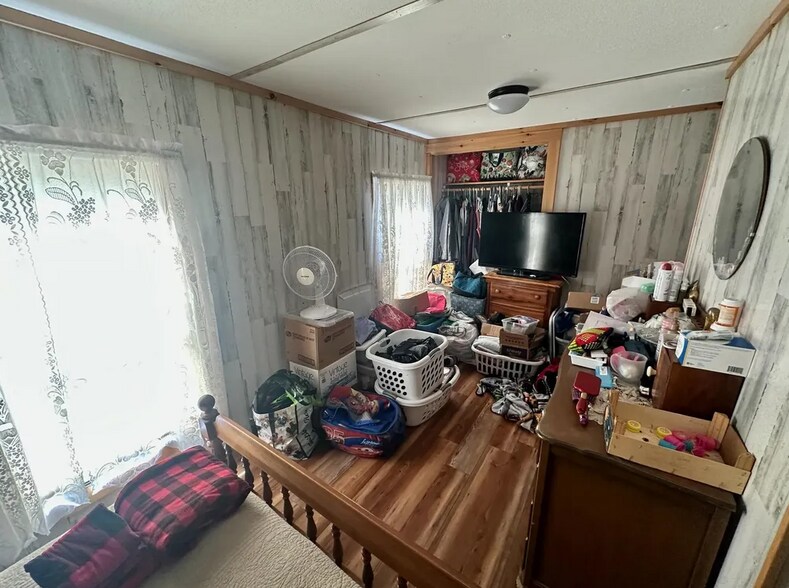 More Photos Of 1665 Vt Rte 16, East Hardwick Service For Sale