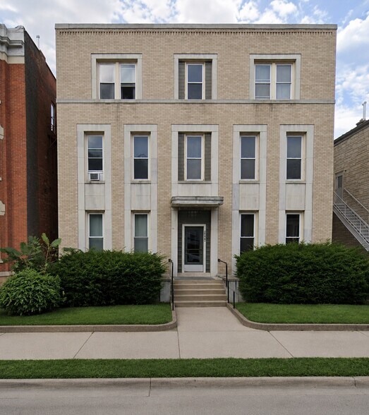 More Photos Of , Dubuque Multifamily For Sale
