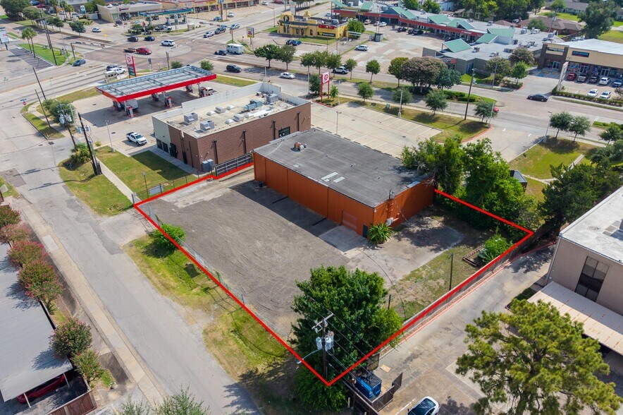More Photos Of 1440 Cedar Post Ln, Houston Warehouse For Sale