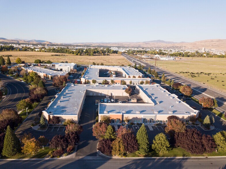 More Photos Of 1140 Financial Blvd, Reno Unknown For Lease