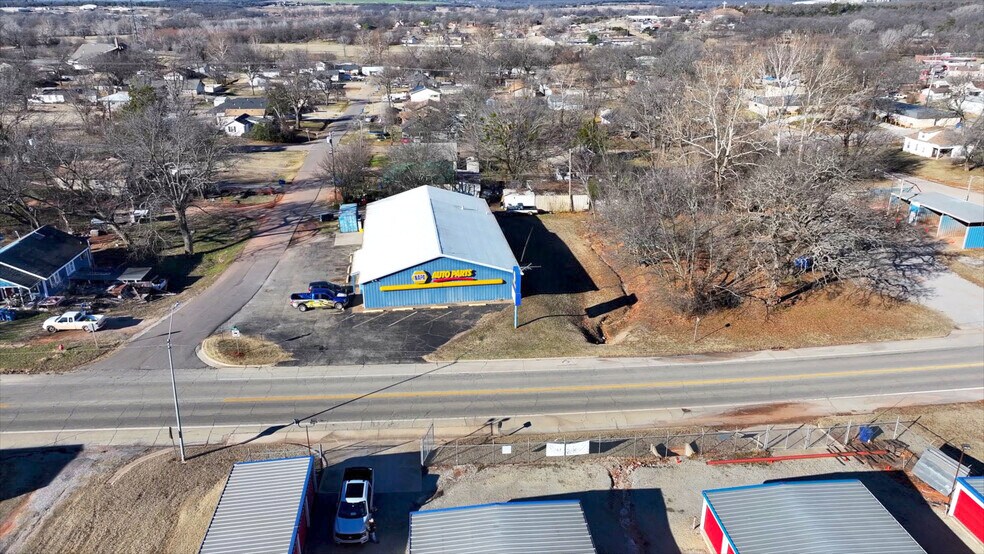 More Photos Of 106 W 3rd St, Chandler Auto Repair For Sale