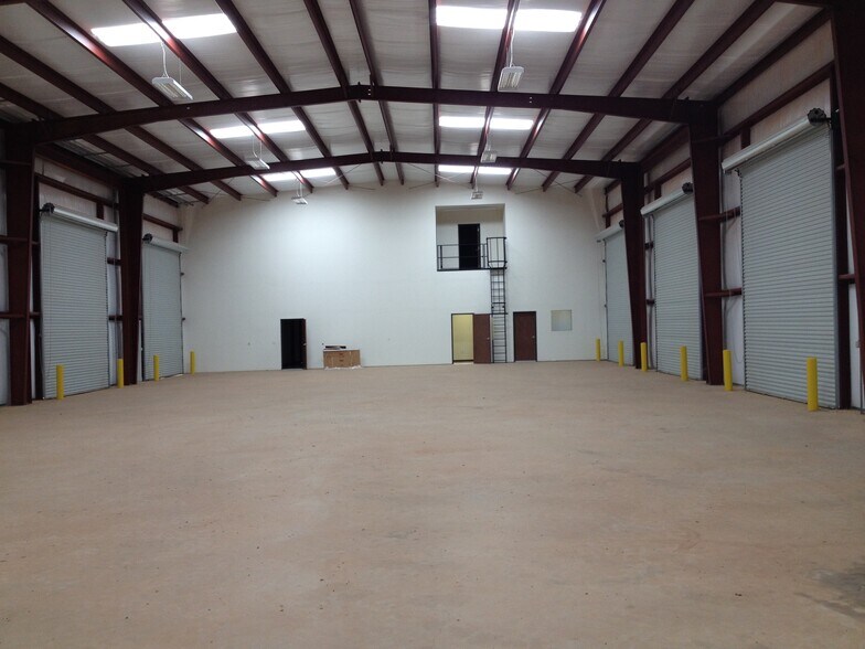 More Photos Of 3365 I-20, Sweetwater Warehouse For Sale