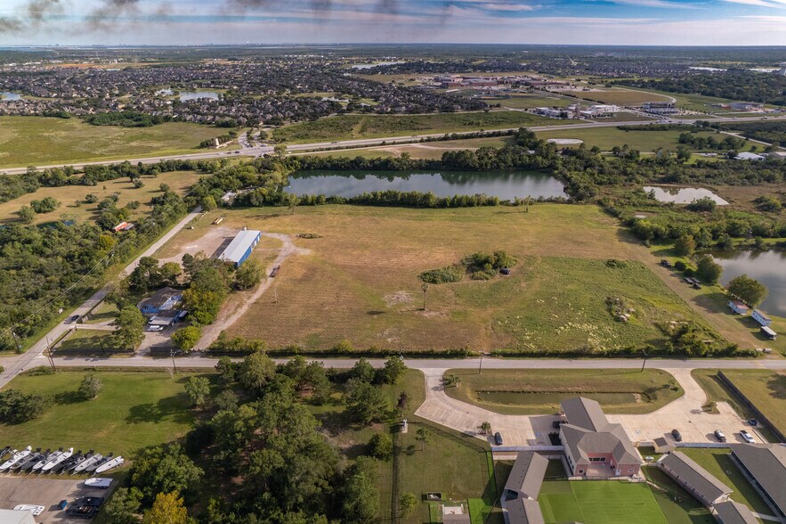 More Photos Of 2522 Anders Ln, Kemah Land For Sale