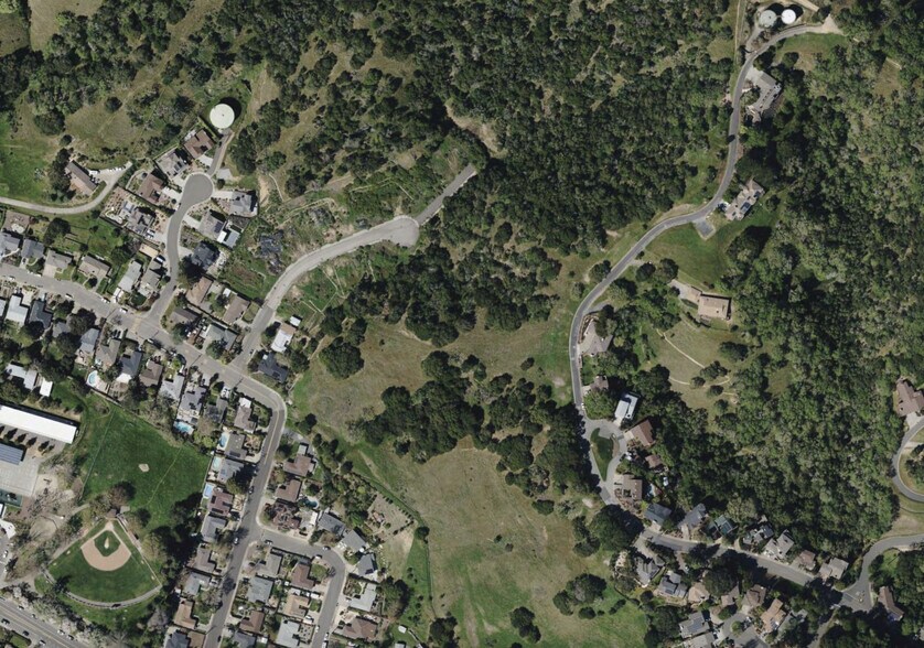 More Photos Of Sherwood Place & Robinhood Drive, Novato Land For Sale
