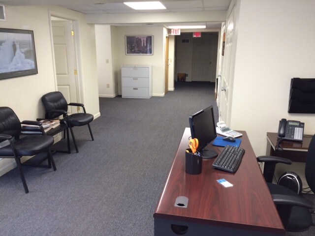More Photos Of 1 N Bacton Hill Rd, Malvern Office For Lease