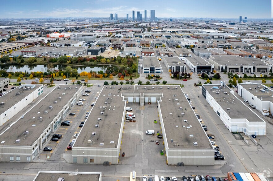 More Photos Of 399 Four Valley Dr, Vaughan Flex For Sale