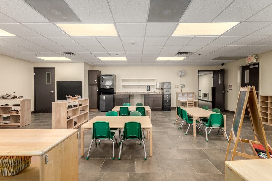 More Photos Of 1494 S Gilbert Rd, Gilbert Daycare Center For Lease