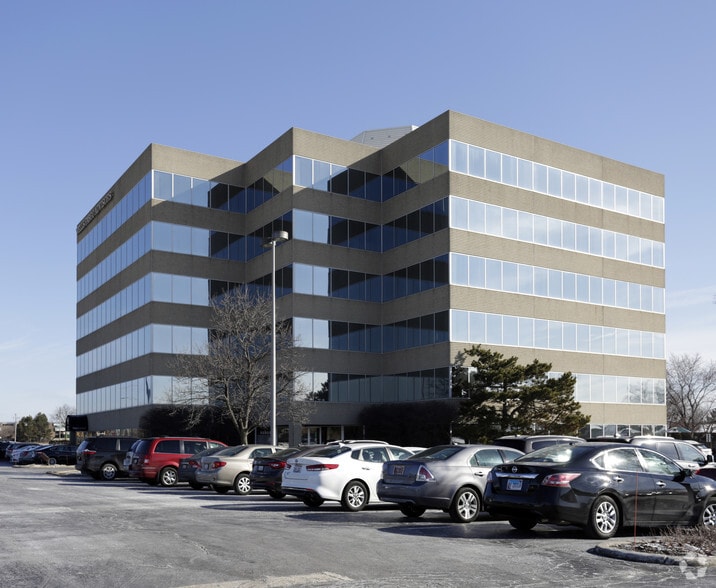 More Photos Of 15635 S 94th Ave, Orland Park Coworking Space