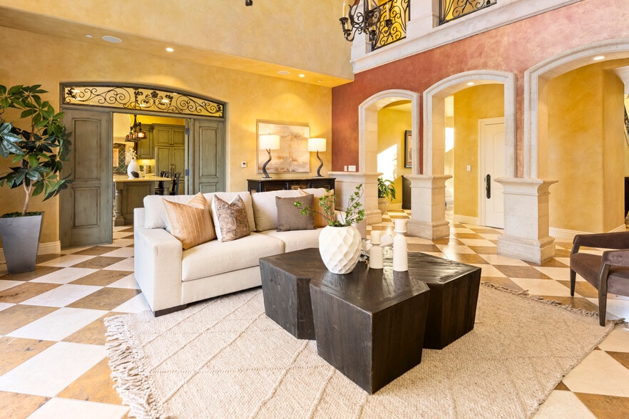 More Photos Of 1210 Arden Hills Ln, Sacramento Specialty For Sale
