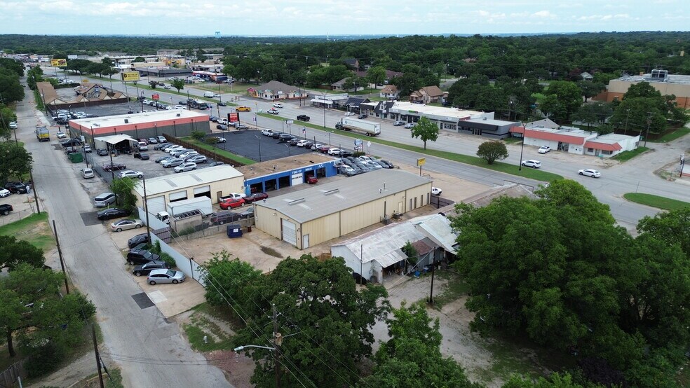 More Photos Of 5928 E Lancaster Ave, Fort Worth Freestanding For Lease