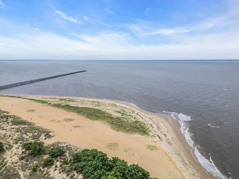 More Photos Of 19 Carr Ave, Keansburg Apartments For Lease