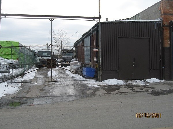 More Photos Of 90 Anthony St, Brooklyn Land For Lease