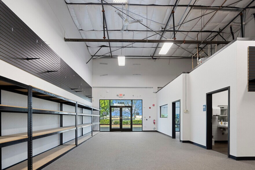 More Photos Of 4063 E. Calloway Court, Stockton Showroom For Sale