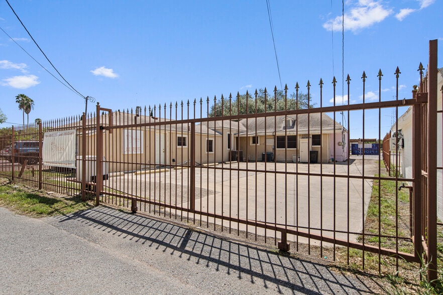 More Photos Of 1612 Pecan Blvd, McAllen Freestanding For Sale