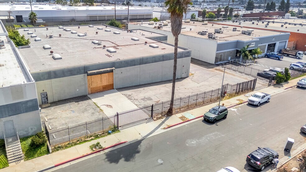 More Photos Of 13222 Estrella Ave, Gardena Manufacturing For Sale