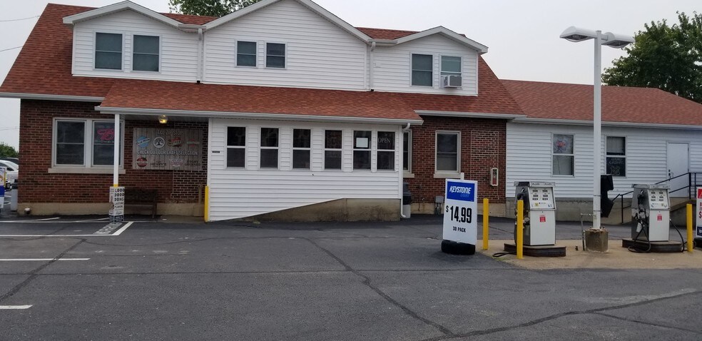 Primary Photo Of 201 S Highway 63, Freeburg Convenience Store For Sale