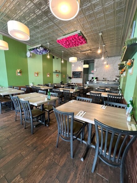 More Photos Of 312 Main St, Allenhurst Storefront For Lease