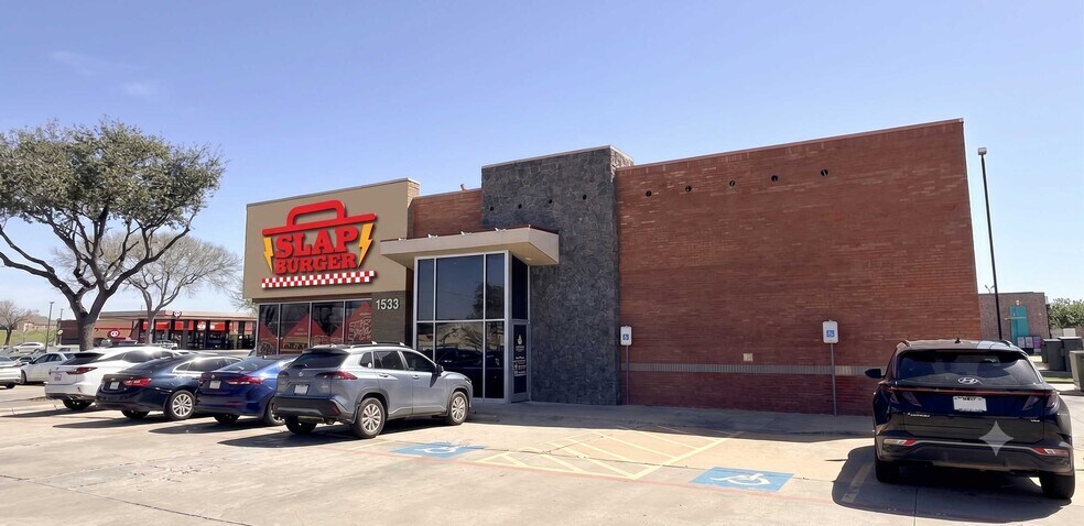 More Photos Of 1533 W Hebron Pky, Carrollton Restaurant For Sale