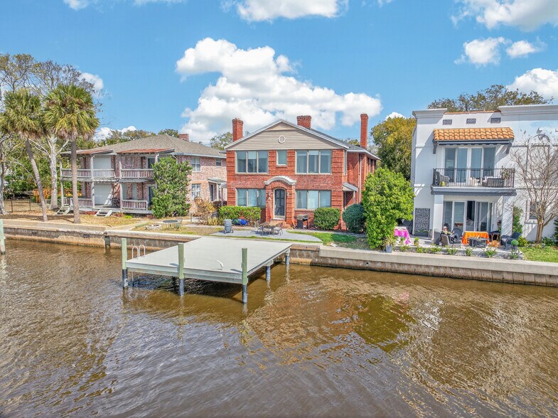 More Photos Of 1710 River Rd, Jacksonville Apartments For Sale