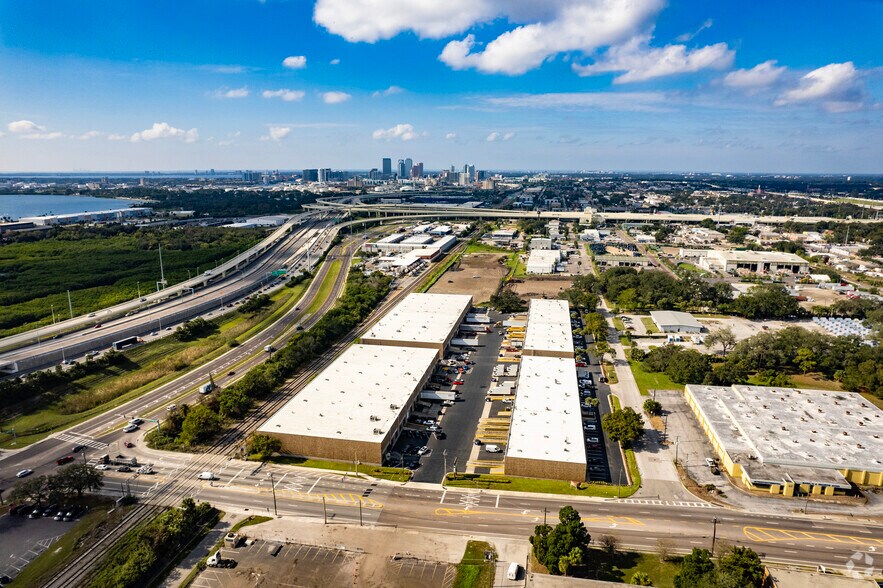 More Photos Of 1212 N 39th St, Tampa Warehouse For Lease