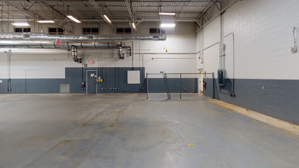 More Photos Of 7001 Pinecrest Rd, Raleigh Office For Lease