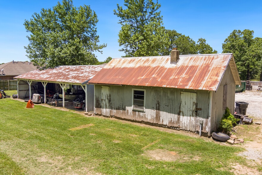 More Photos Of 1380 Butterfield Coach Rd, Springdale Office Residential For Sale