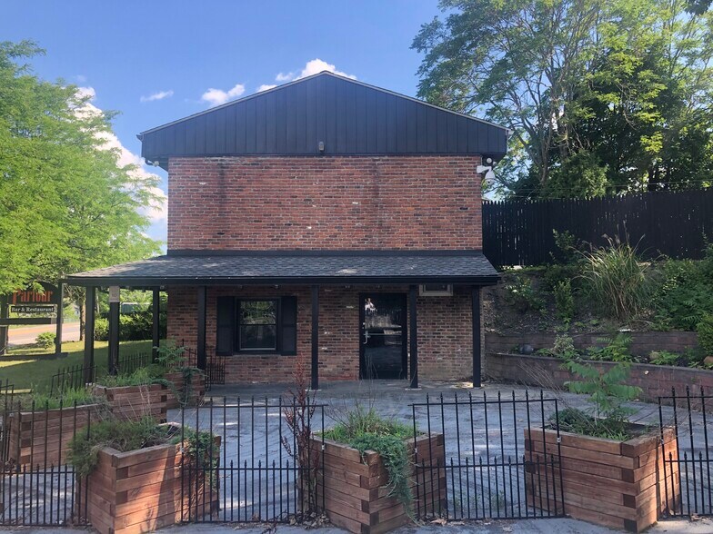 More Photos Of 85 Taft Ave, Arlington Restaurant For Sale