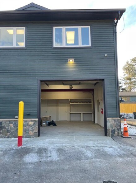 More Photos Of 26055 Columbine Trl, Kittredge Office For Lease